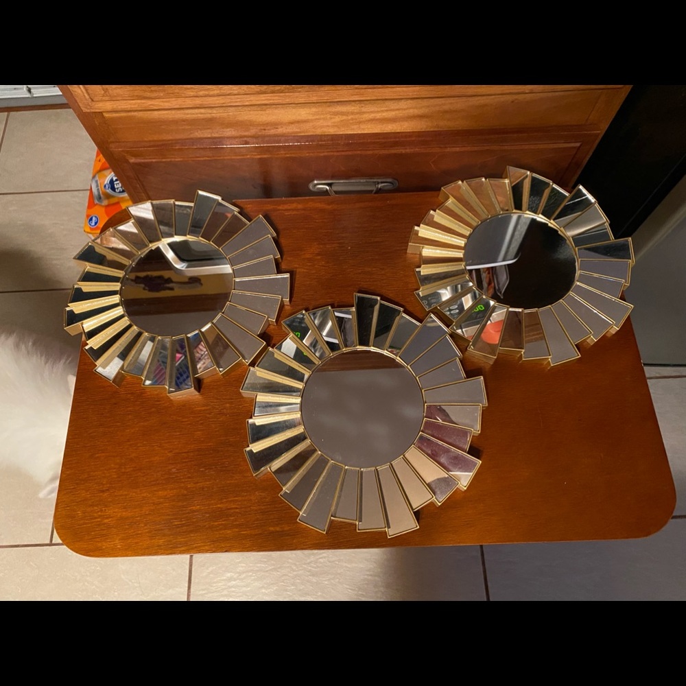 Set of 3 gold glam mirrors - Picture 3 of 3